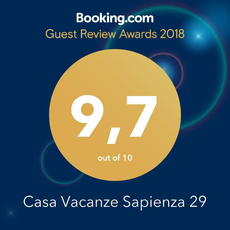 Casa Vacanze Sapienza 29 เนเปิลส์ ภายนอก รูปภาพ